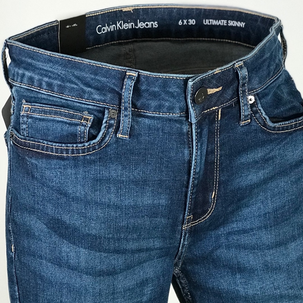 Calvin Klein Ultimate Skinny size 2x32